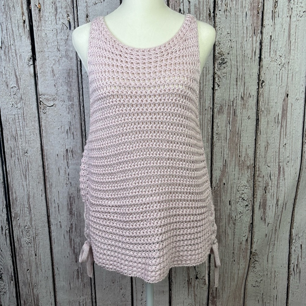 GAP Side-Tie Crochet Tank Size Medium Quartz Pink Sleeveless Straight Silhouette